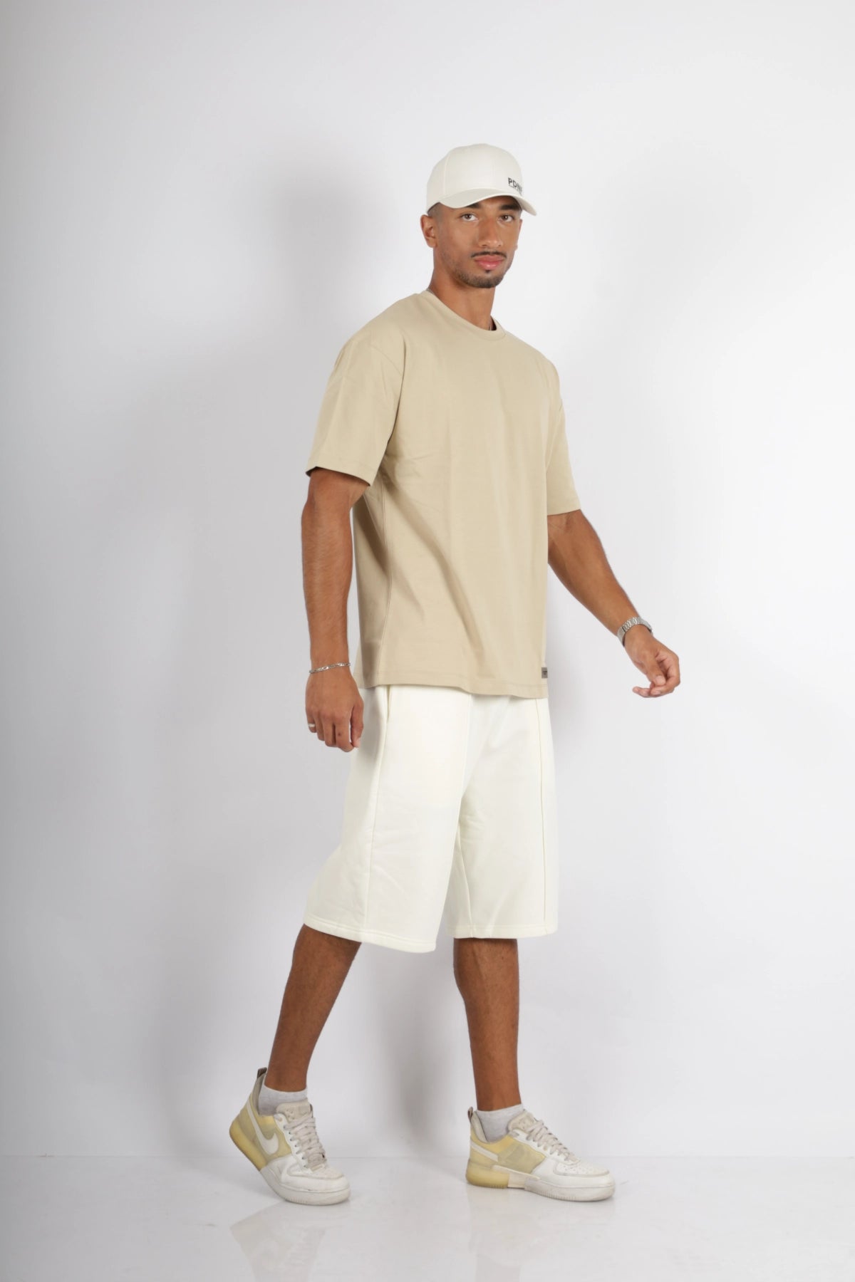 SHORT OVERSIZE ESSENTIAL OW