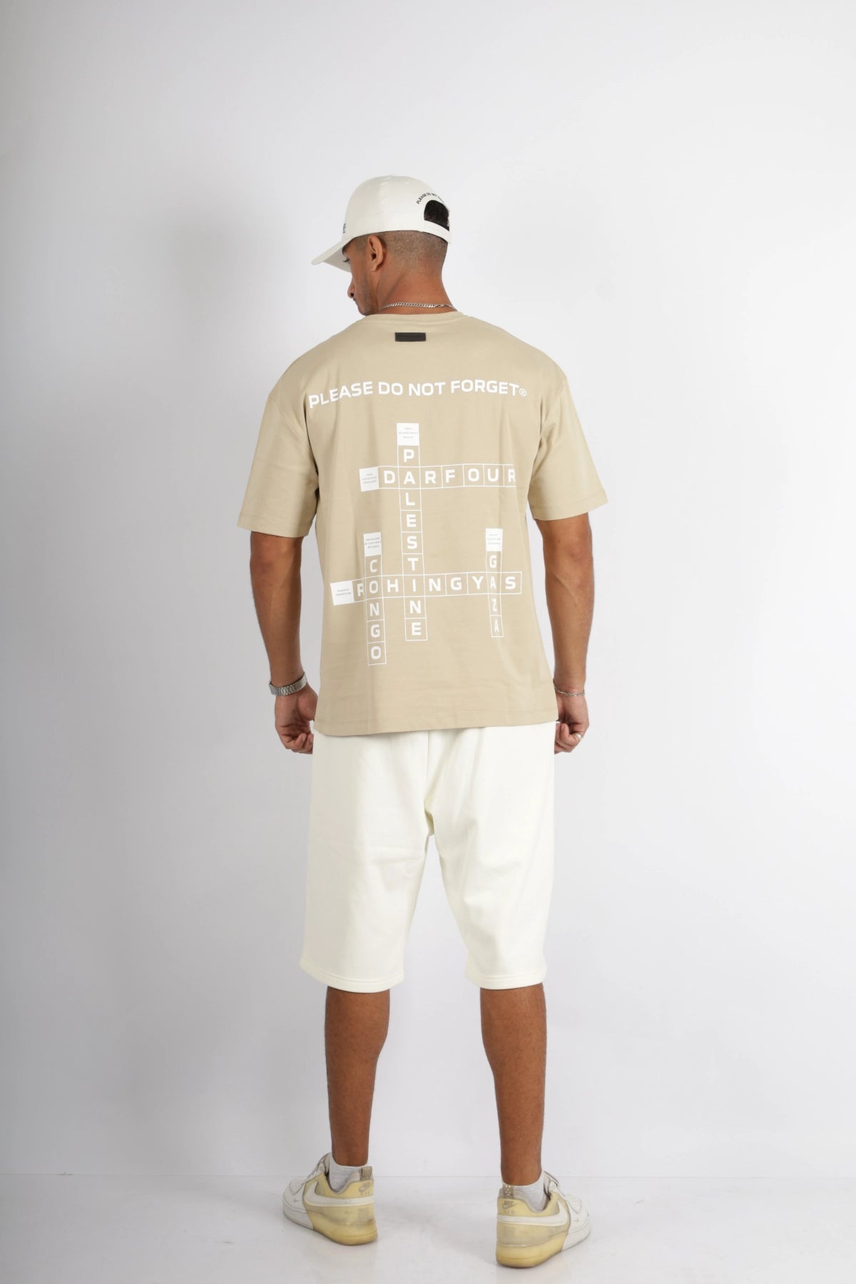 SHORT OVERSIZE ESSENTIAL OW