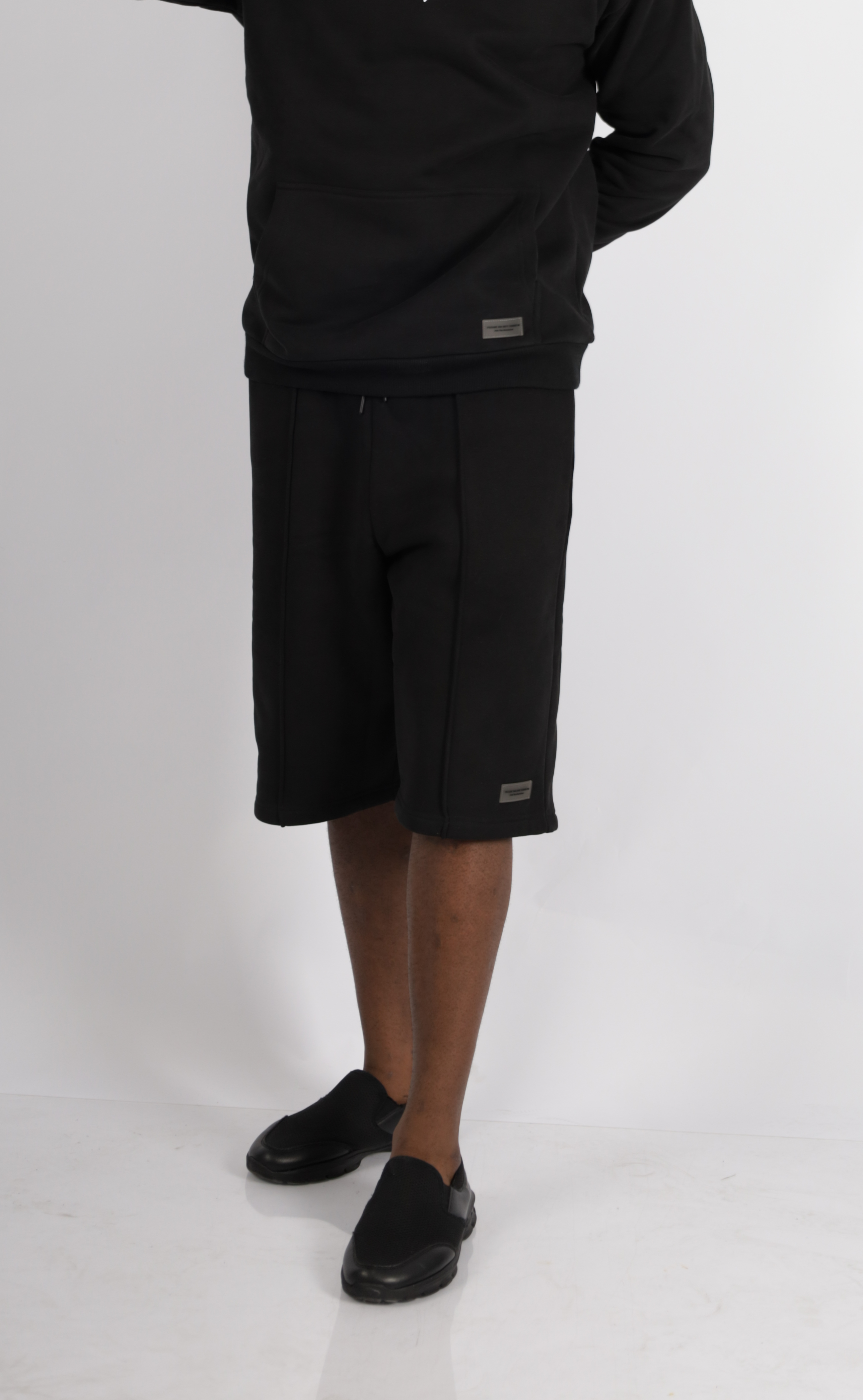 SHORT OVERSIZE ESSENTIAL