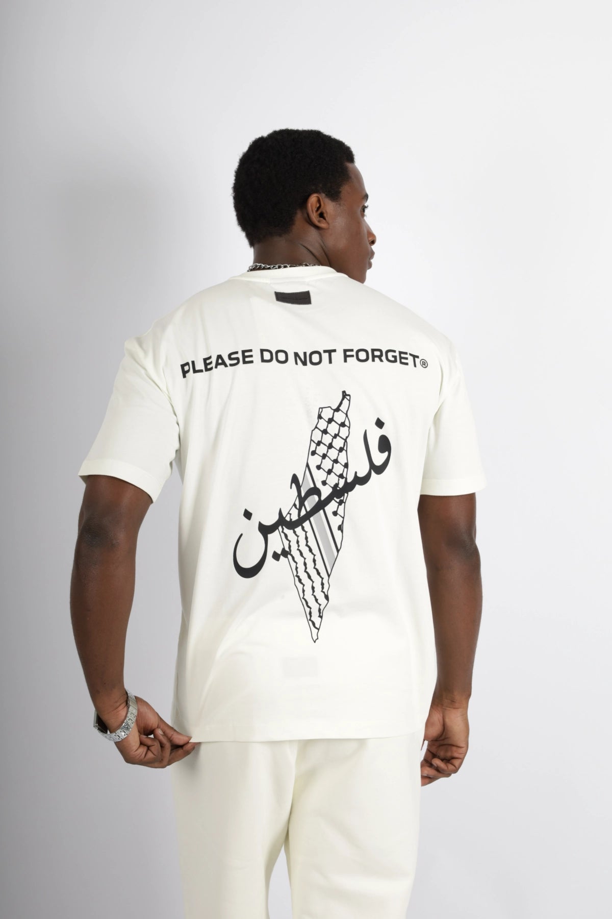 #couleur_off-white